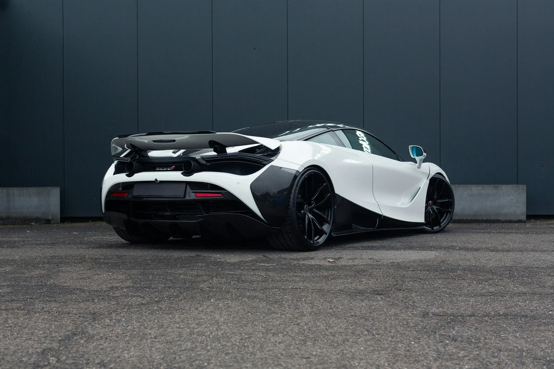 2018 McLaren 720S - Image 19 of 21
