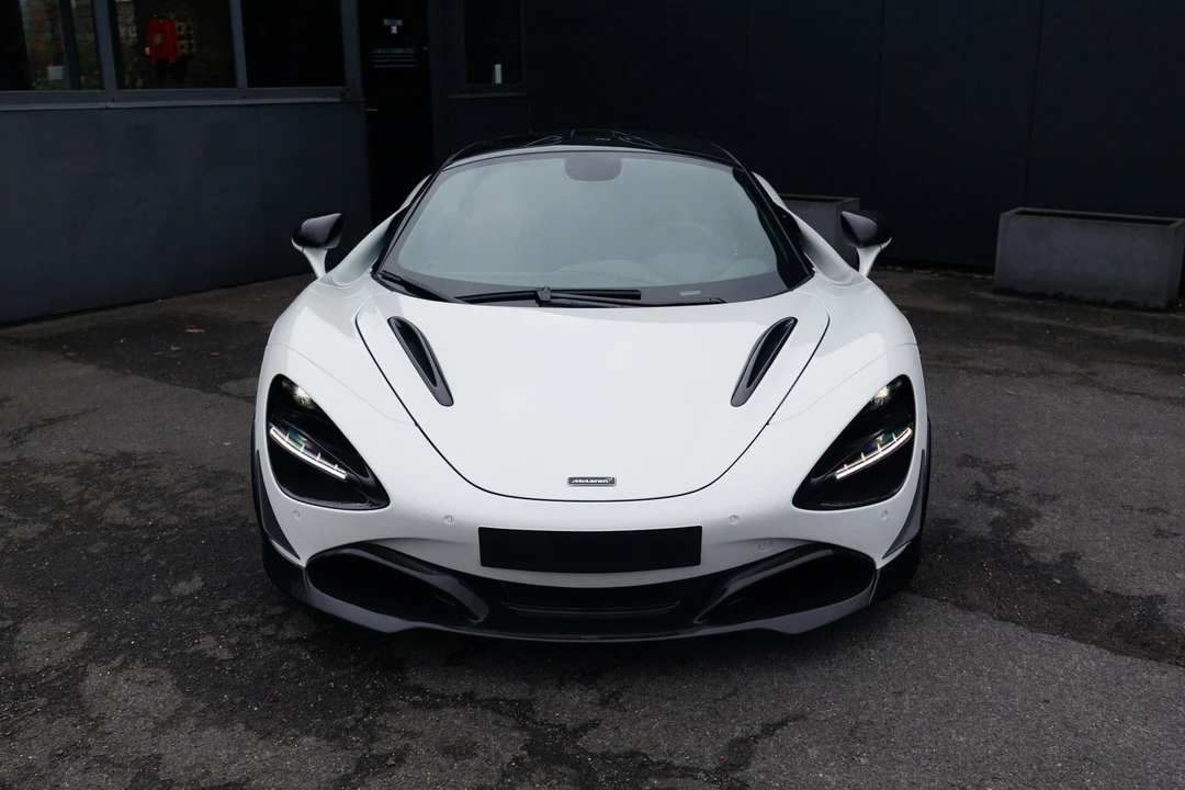 2018 McLaren 720S - Image 10 of 21