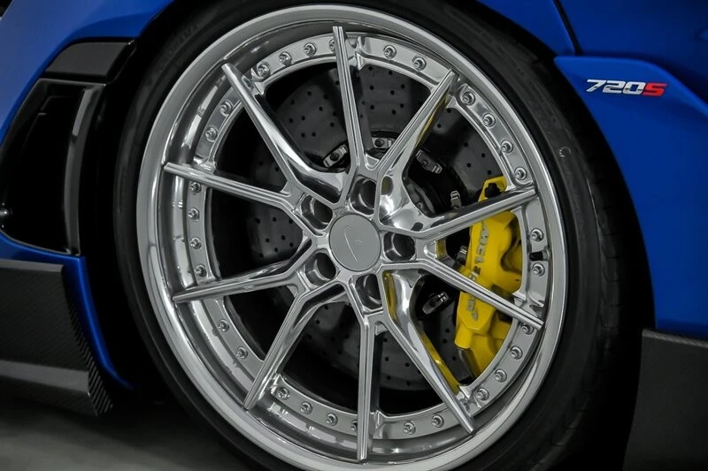2018 McLaren 720S - Image 19 of 31