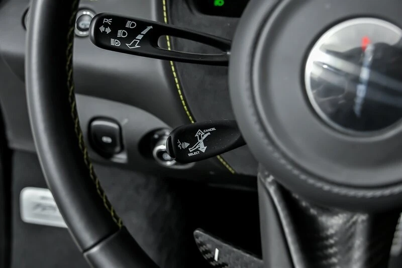 2018 McLaren 720S - Image 30 of 31