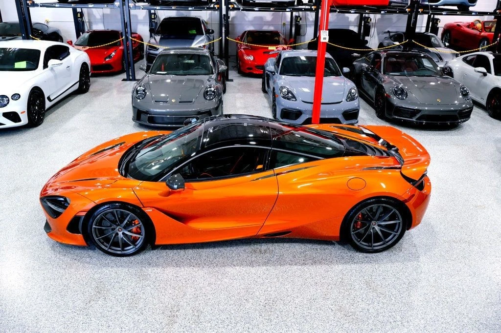 2018 McLaren 720S - Image 9 of 12