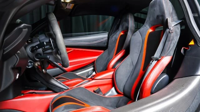 2018 McLaren 720S - Image 18 of 21