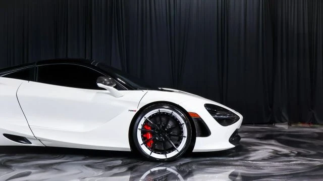 2018 McLaren 720S - Image 7 of 21