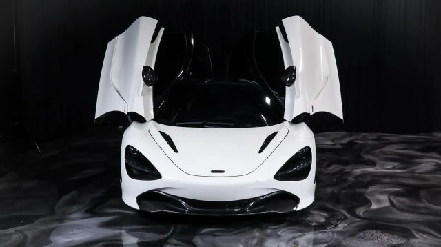 2018 McLaren 720S - Image 11 of 21