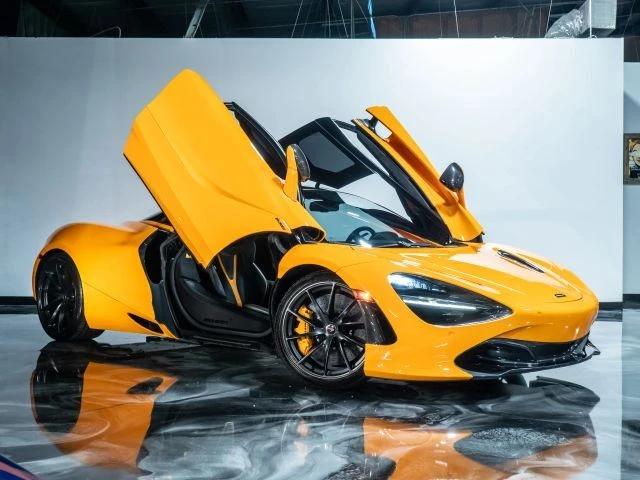 2018 McLaren 720S - Image 2 of 21
