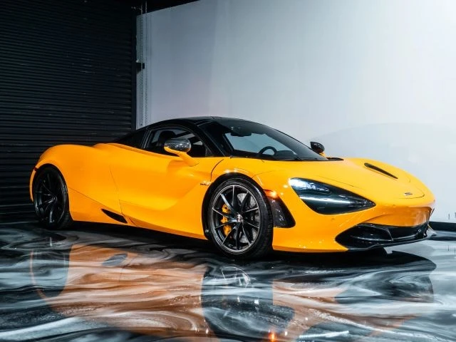 2018 McLaren 720S - Image 6 of 21
