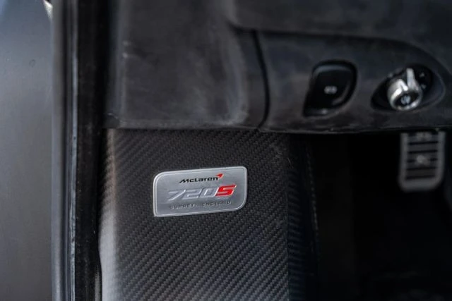 2018 McLaren 720S - Image 18 of 19