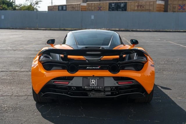 2018 McLaren 720S - Image 10 of 19