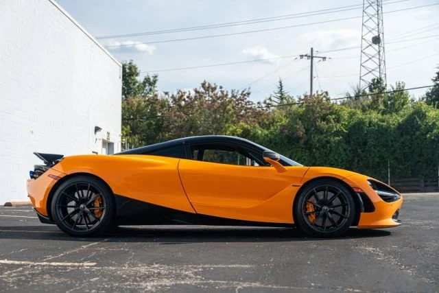 2018 McLaren 720S - Image 9 of 19
