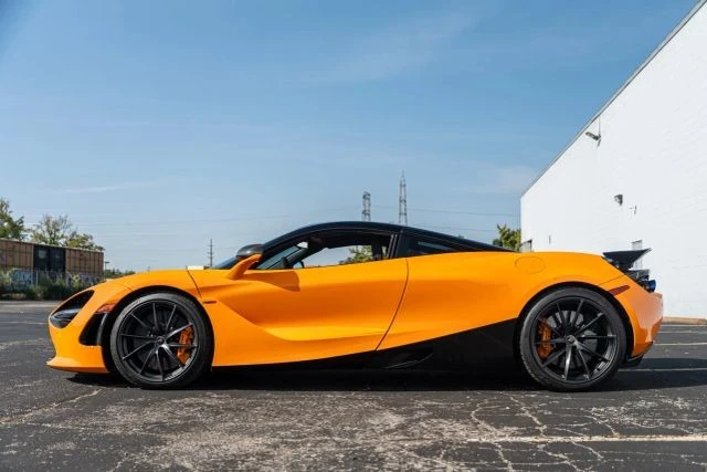 2018 McLaren 720S - Image 12 of 19