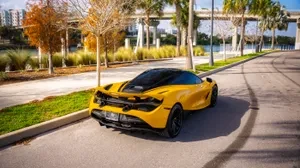 2018 McLaren 720S - Image 4 of 7