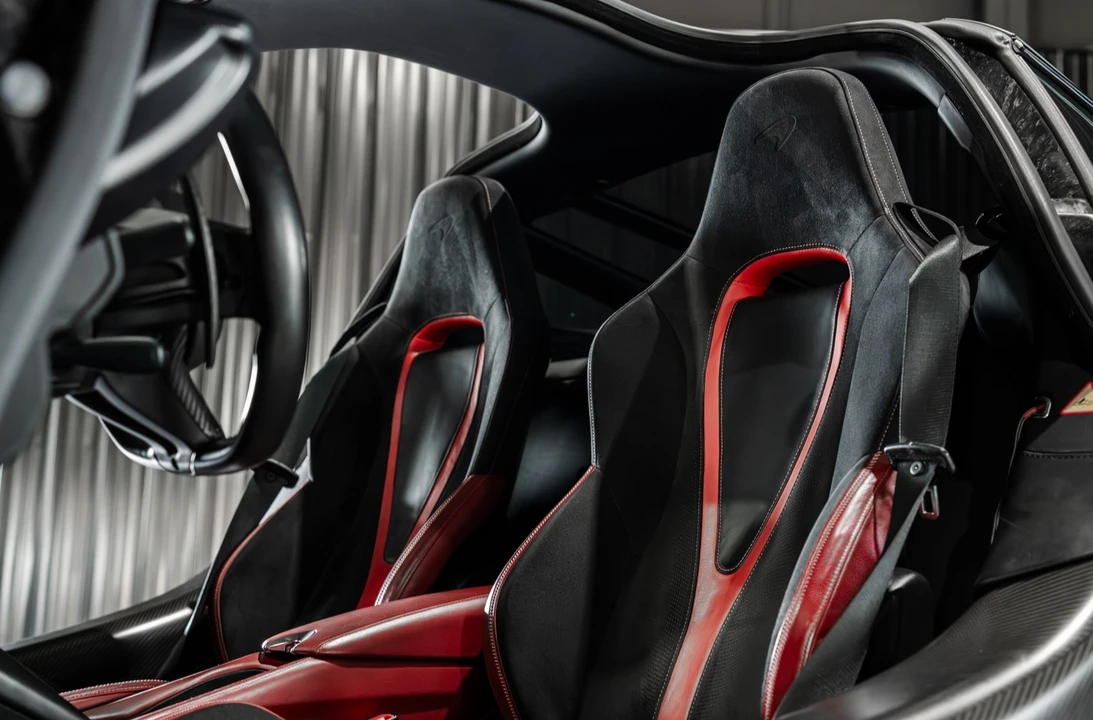 2018 McLaren 720S - Image 26 of 31