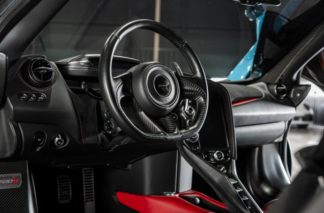 2018 McLaren 720S - Image 12 of 31