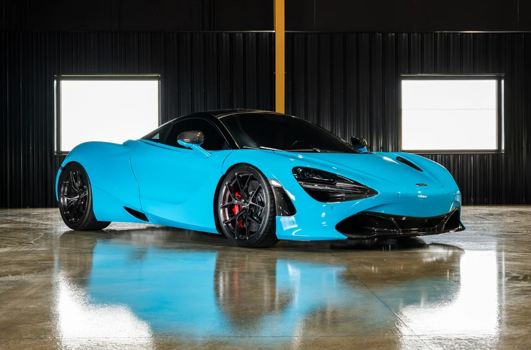 2018 McLaren 720S - Image 2 of 31