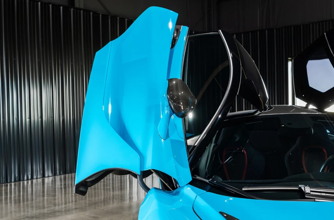 2018 McLaren 720S - Image 25 of 31