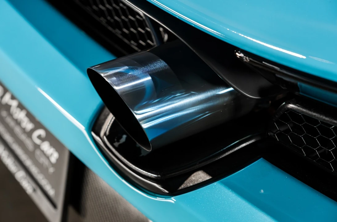 2018 McLaren 720S - Image 30 of 31