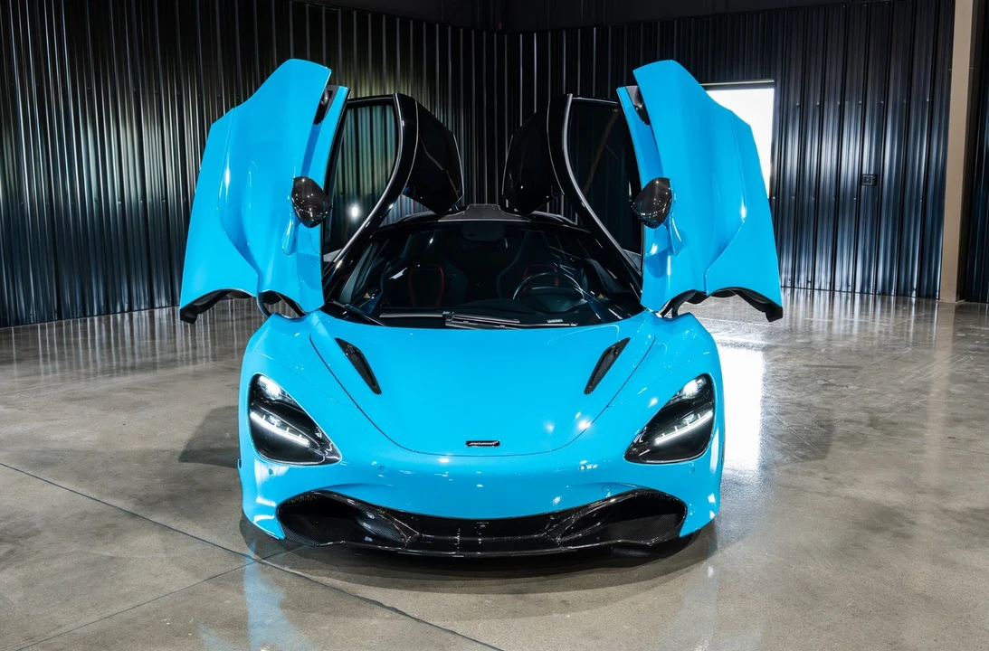 2018 McLaren 720S - Image 3 of 31