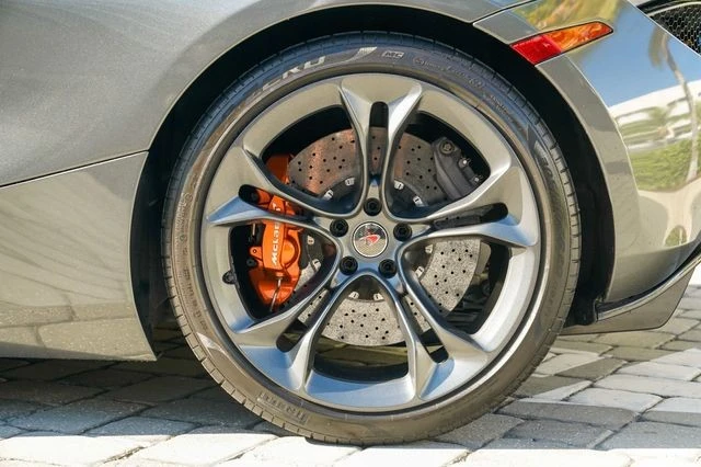 2018 McLaren 720S - Image 17 of 21