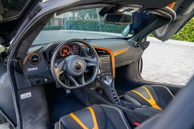 2018 McLaren 720S - Image 3 of 21