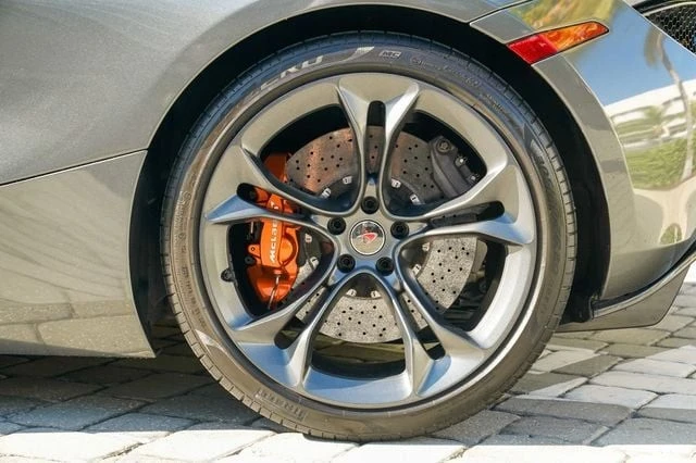 2018 McLaren 720S - Image 17 of 21