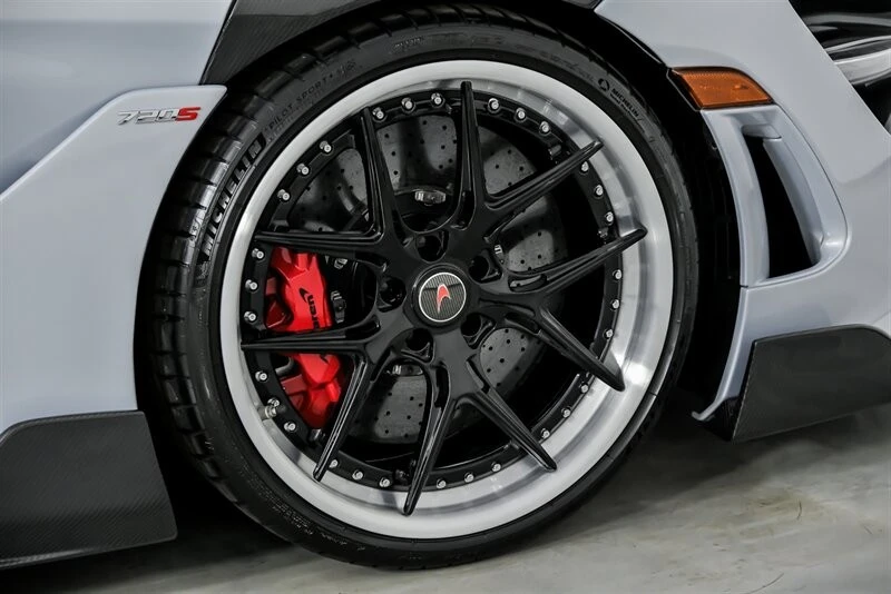 2018 McLaren 720S - Image 20 of 21