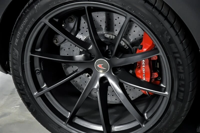 2018 McLaren 720S - Image 19 of 21