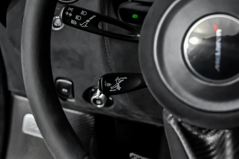 2018 McLaren 720S - Image 31 of 31
