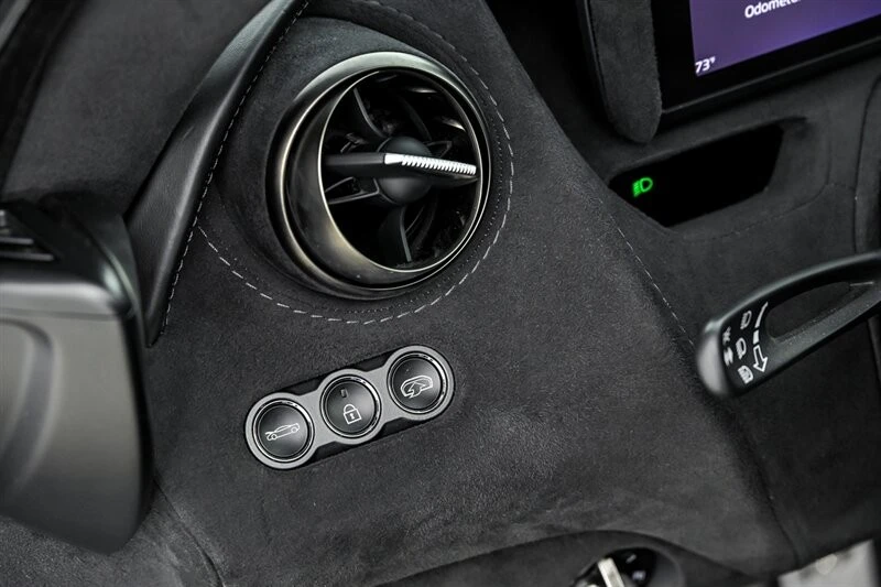 2018 McLaren 720S - Image 30 of 31