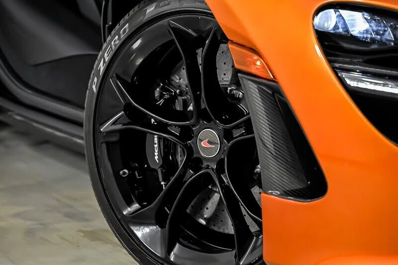 2018 McLaren 720S - Image 4 of 31