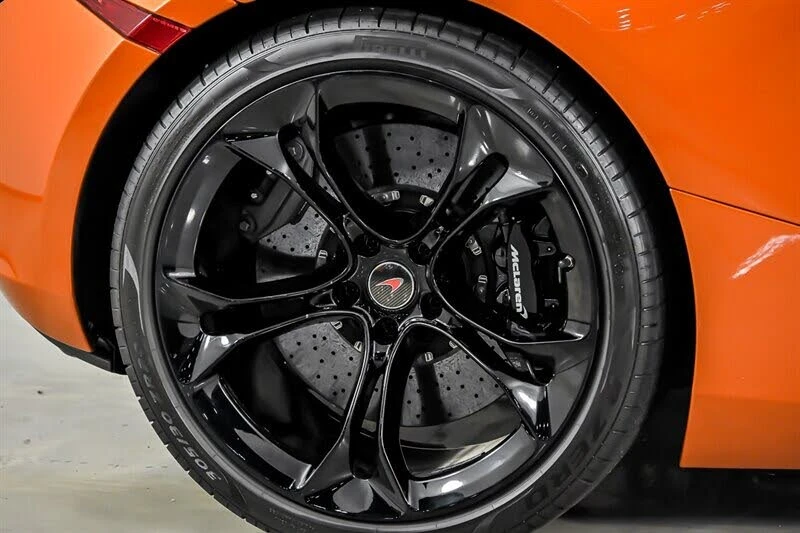 2018 McLaren 720S - Image 18 of 31