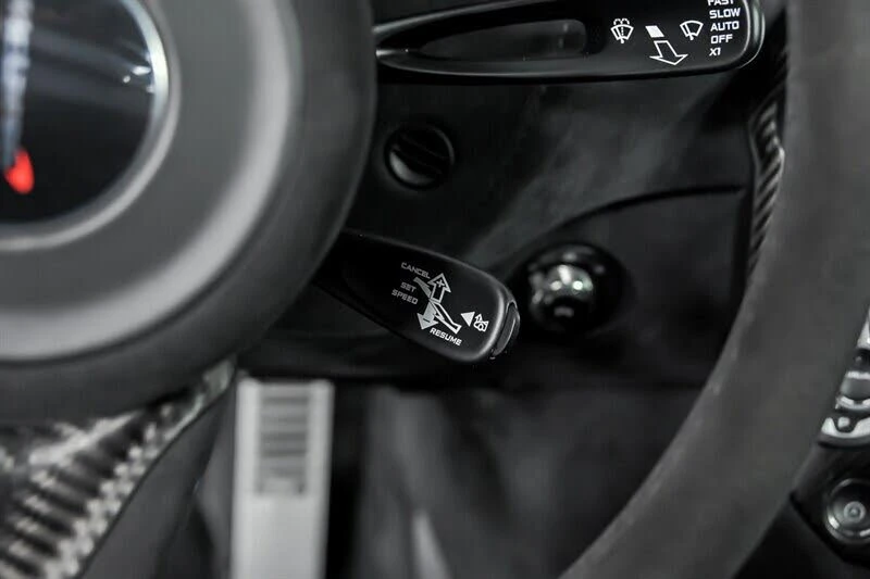 2018 McLaren 720S - Image 31 of 31