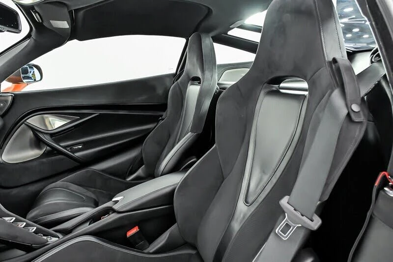 2018 McLaren 720S - Image 23 of 31