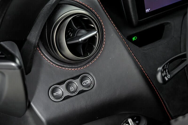 2018 McLaren 720S - Image 22 of 31