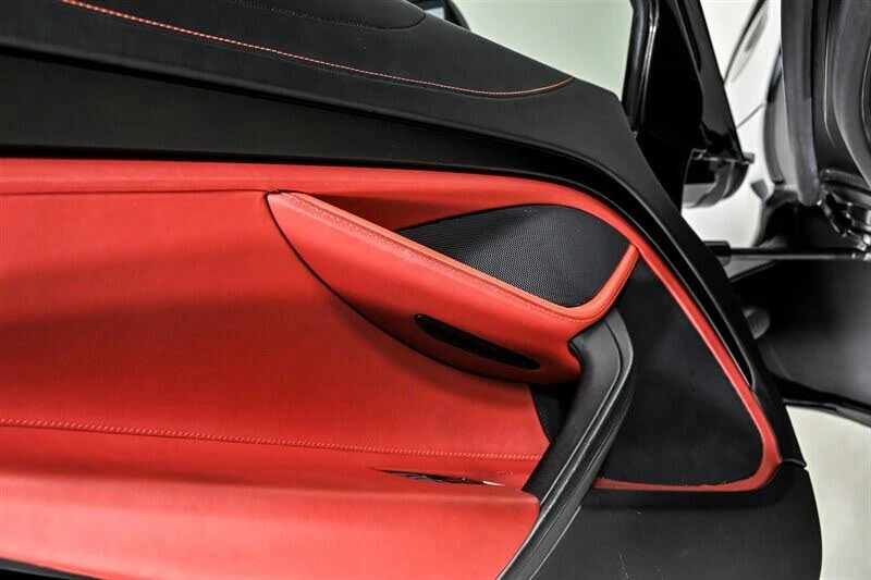 2018 McLaren 720S - Image 17 of 31