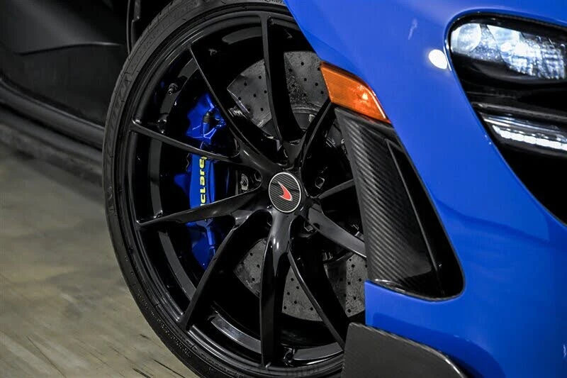 2018 McLaren 720S - Image 3 of 31
