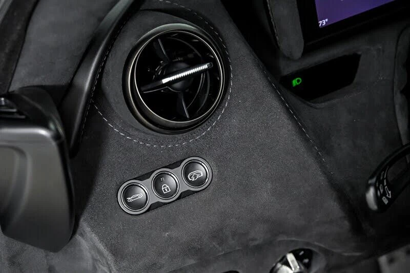 2018 McLaren 720S - Image 24 of 31