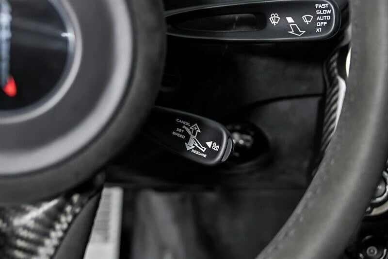 2018 McLaren 720S - Image 30 of 31