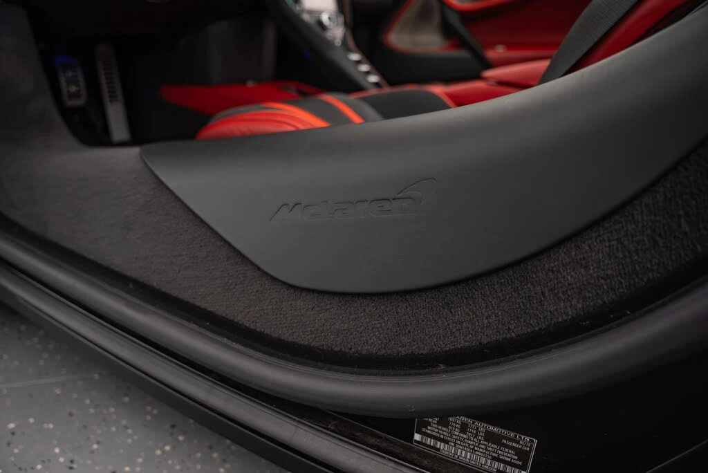 2018 McLaren 720S - Image 11 of 21