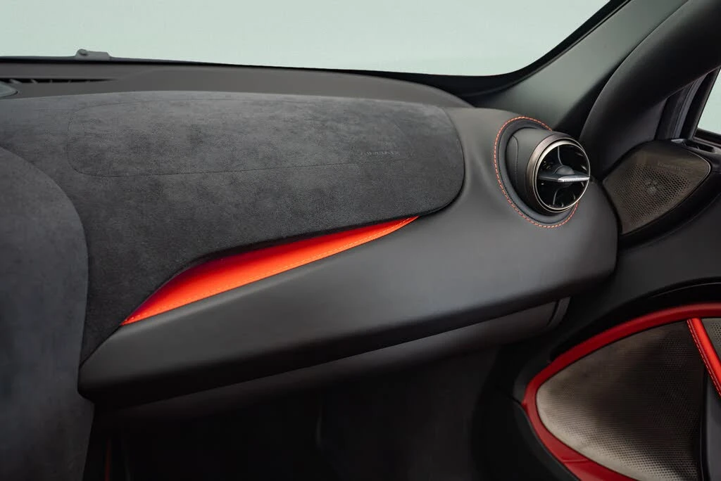 2018 McLaren 720S - Image 18 of 21