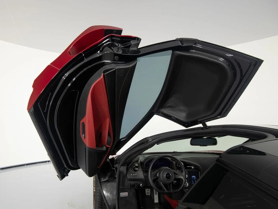 2018 McLaren 720S - Image 10 of 31
