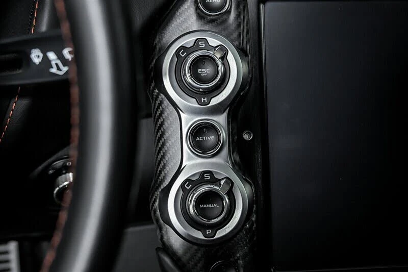2018 McLaren 720S - Image 27 of 31