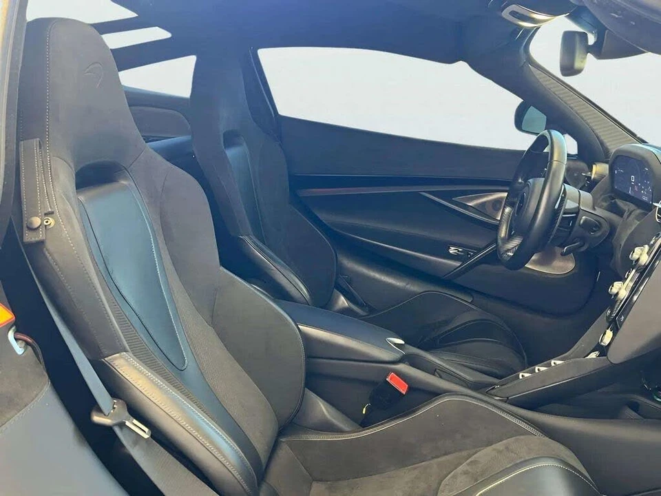 2018 McLaren 720S - Image 19 of 30
