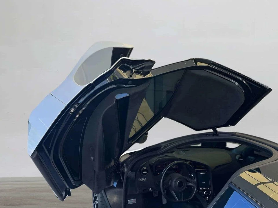 2018 McLaren 720S - Image 20 of 30