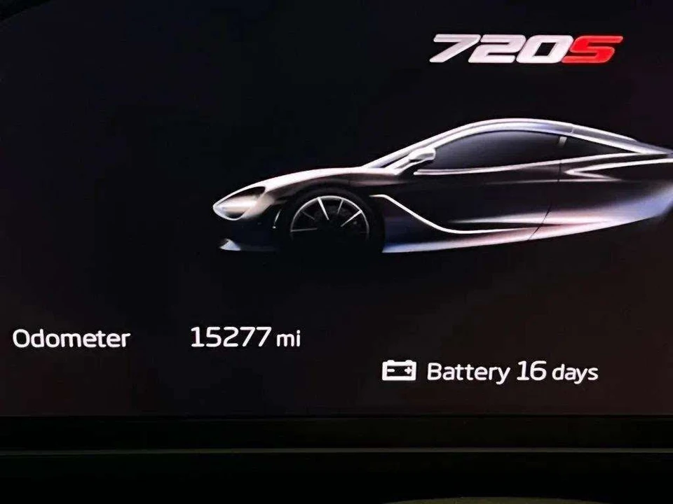 2018 McLaren 720S - Image 25 of 30