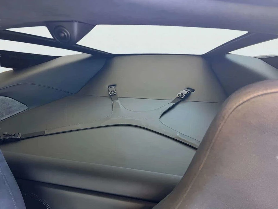 2018 McLaren 720S - Image 16 of 30
