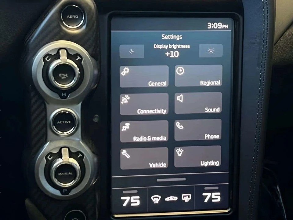 2018 McLaren 720S - Image 23 of 30