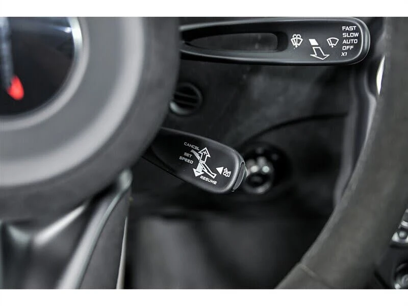 2018 McLaren 720S - Image 25 of 31