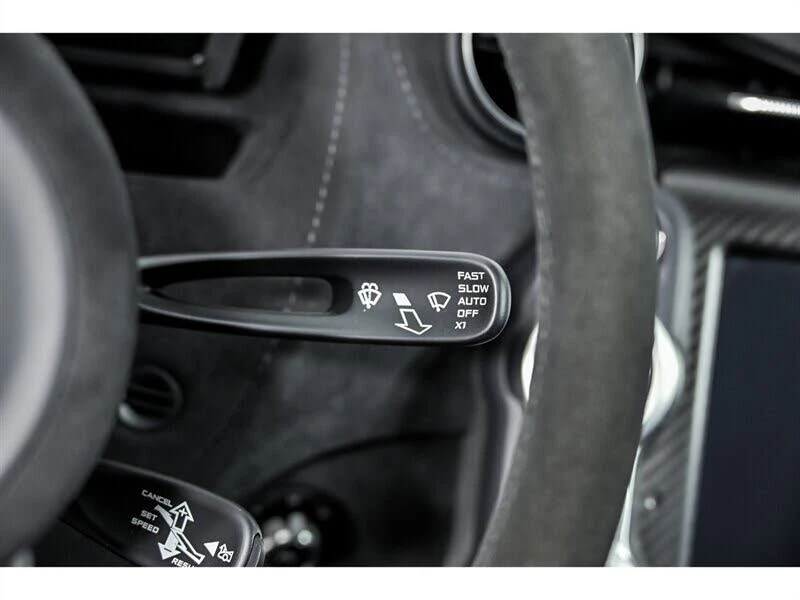2018 McLaren 720S - Image 26 of 31