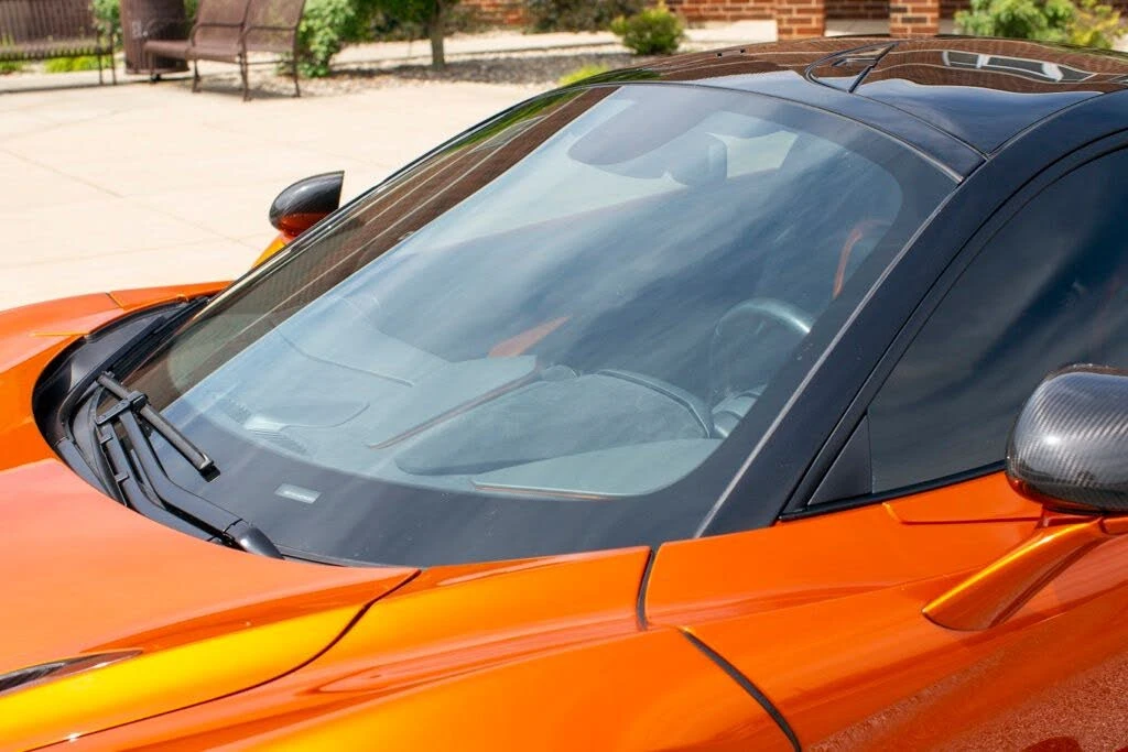 2018 McLaren 720S - Image 19 of 31