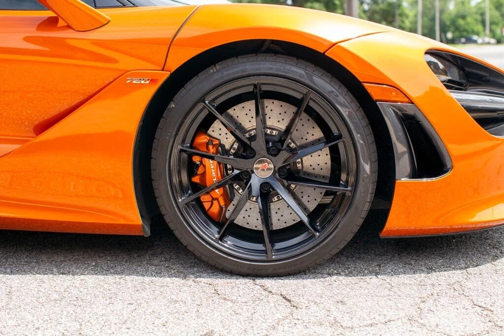 2018 McLaren 720S - Image 17 of 31